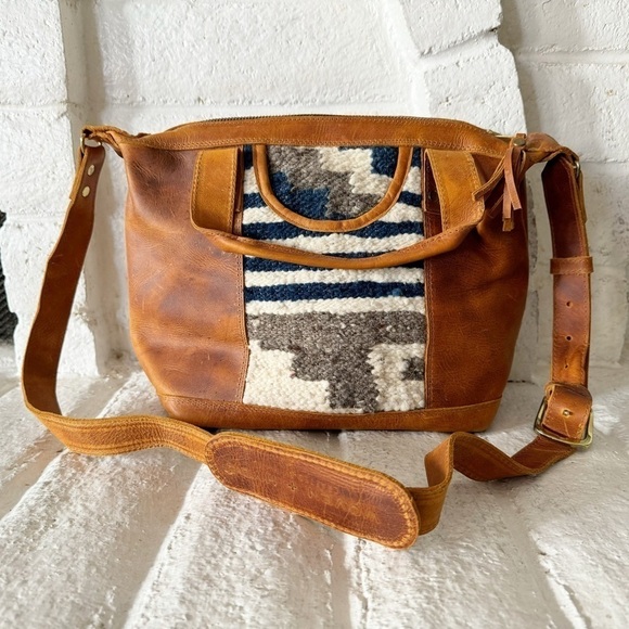 WOVEN + HYDE Piper Everyday Crossbody Bag Satchel Leather Handcrafted Western